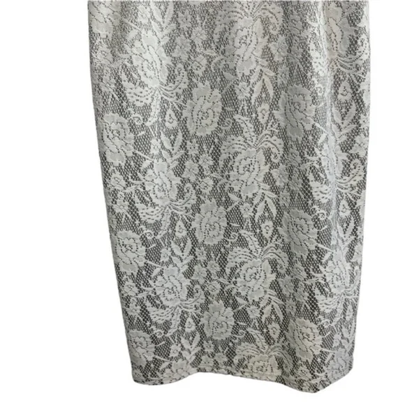 Topshop Nordstrom white & silver floral sleeveless cutout fitted dress 2 EUC - Picture 4 of 7